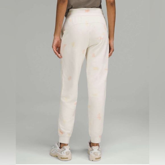 Lululemon Scuba High-Rise French Terry Jogger size 20 - Picture 3 of 10